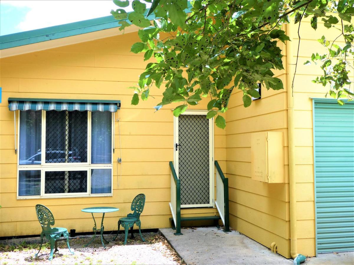 Vista Hinchinbrook Aparthotel Cardwell Kültér fotó