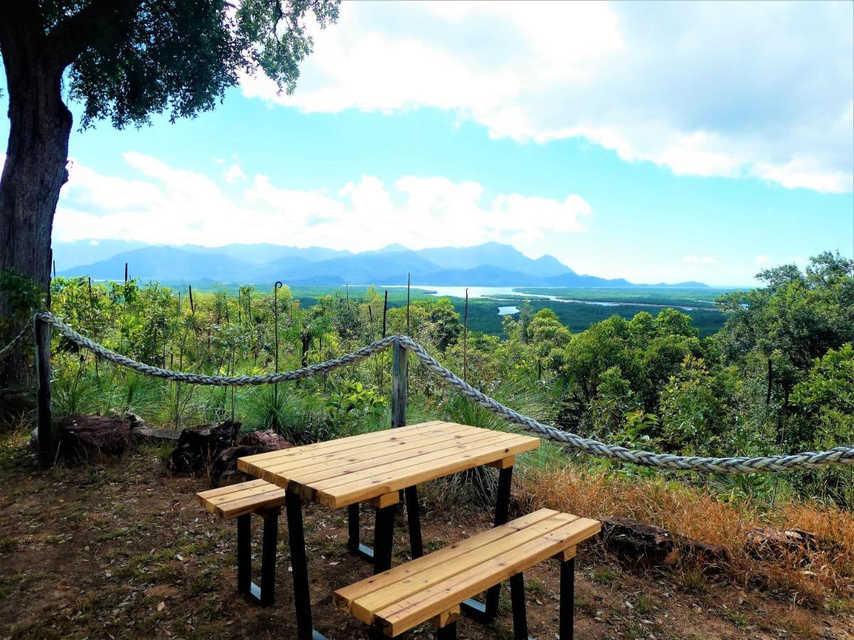 Vista Hinchinbrook Aparthotel Cardwell Kültér fotó